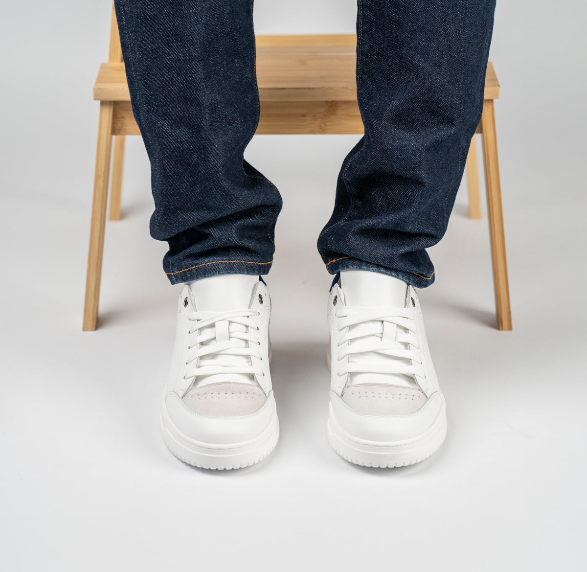 Sneakers Basket